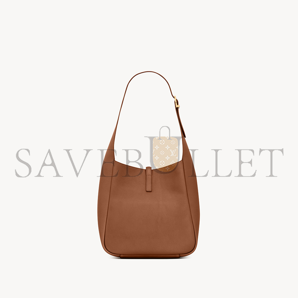 y*l le 5 À 7 S*pple small in grained leather 713938aaauq2536 (23*22*8cm)