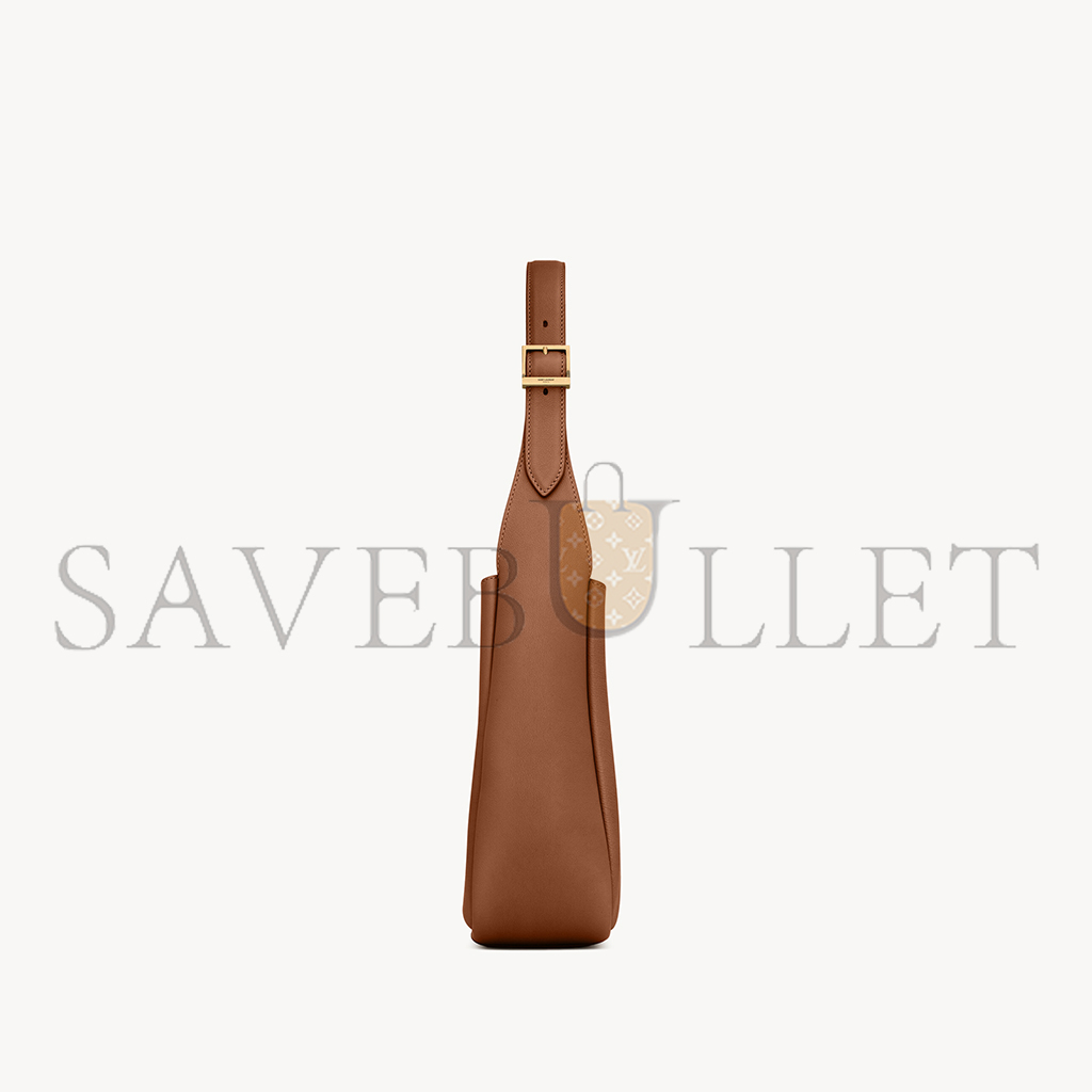 y*l le 5 À 7 S*pple small in grained leather 713938aaauq2536 (23*22*8cm)