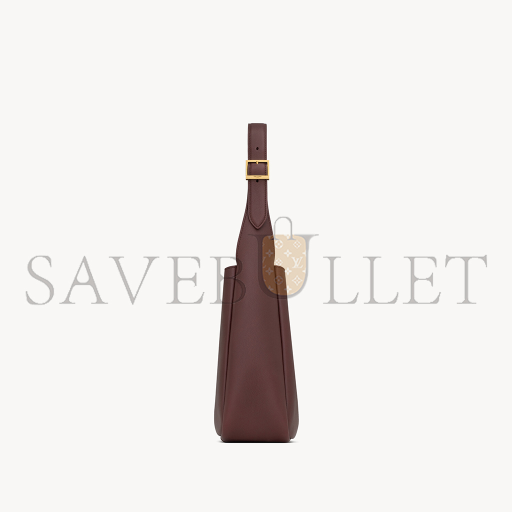 y*l le 5 À 7 S*pple small in grained leather 713938aaauq6475 (23*22*8cm)