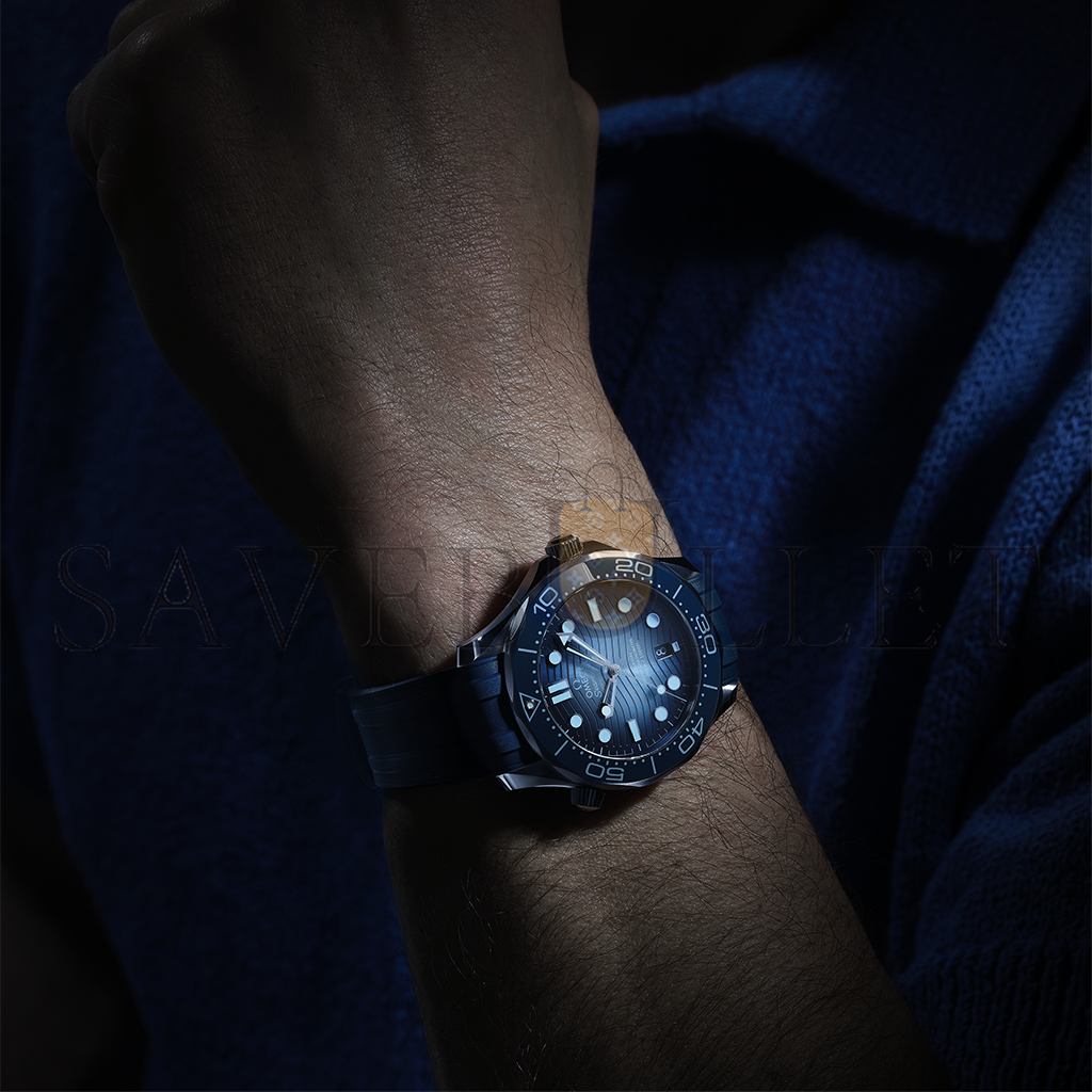 Om**a seamaster diver 300m watch 210.32.42.20.03.002