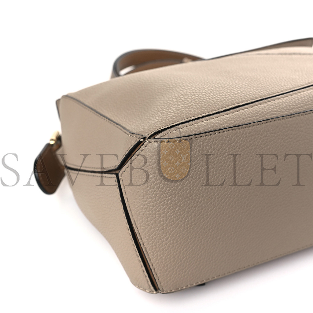 l*ew* grained calfskin small puzzle bag sand mink (24*16.5*10.5cm)