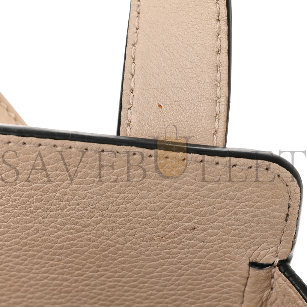 l*ew* grained calfskin small hammock shoulder bag sand (30*25*13.5cm)