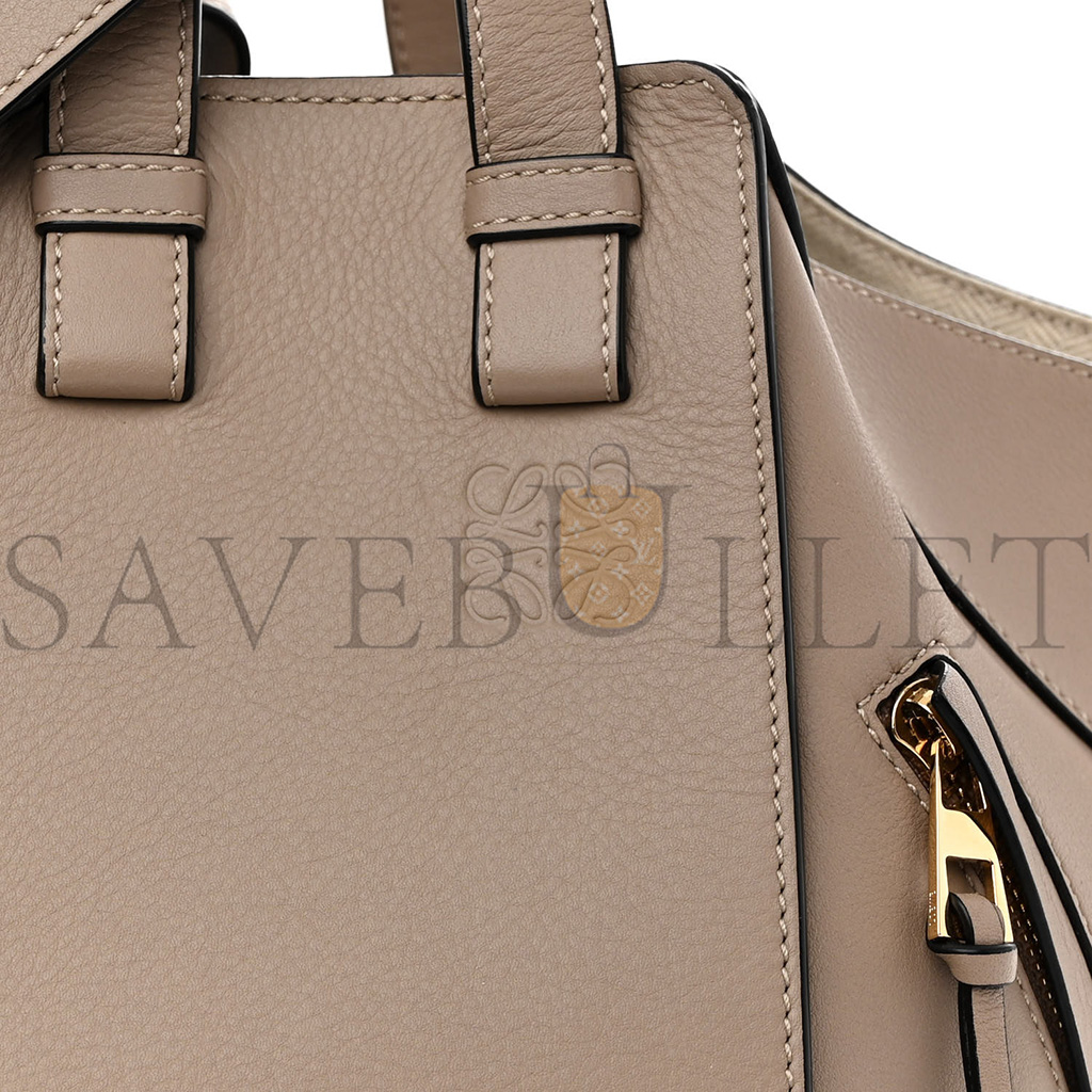 l*ew* calfskin small hammock shoulder bag sand (30*25*13.5cm)