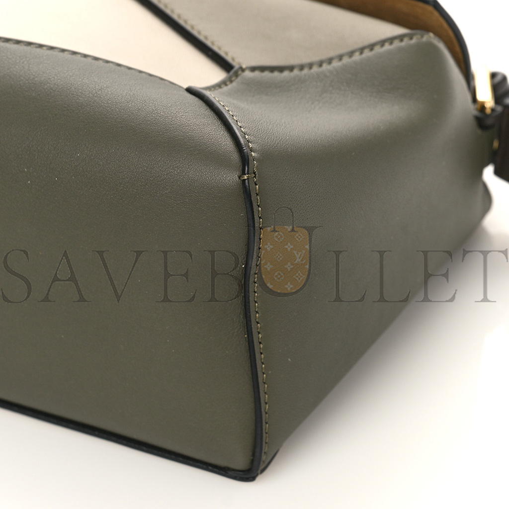 l*ew* calfskin small puzzle edge bag laurel green light oat (24*19*10cm)