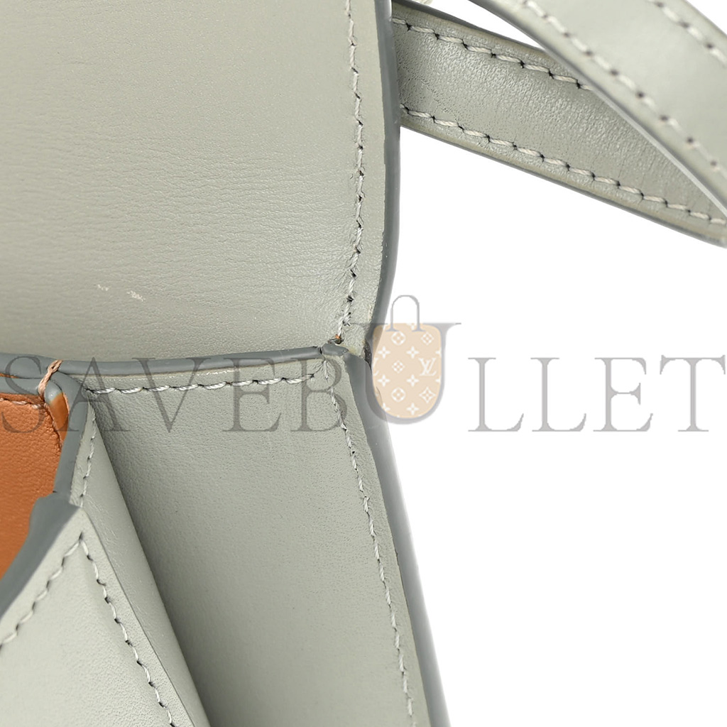 l*ew* silk calfskin small goya bag gray (19*13*6cm)